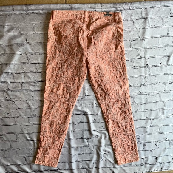 LC Lauren Conrad Coral Jacquard Pants 12 Casual Floral - Picture 10 of 10